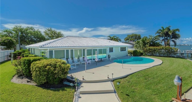 SOLD – 4595 CLEARWATER HARBOR DR N LARGO 33770
