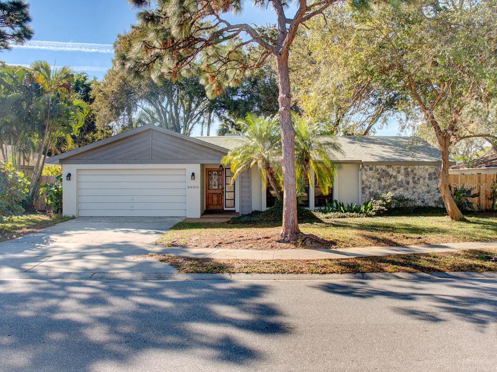 SOLD  9650 104TH AVE LARGO 33773